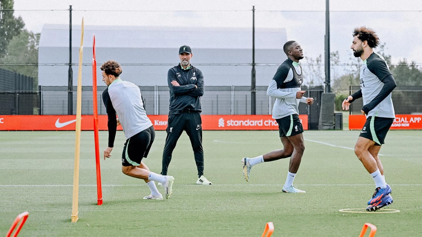 Jürgen Klopp, Liverpool FC manager, oversees training session