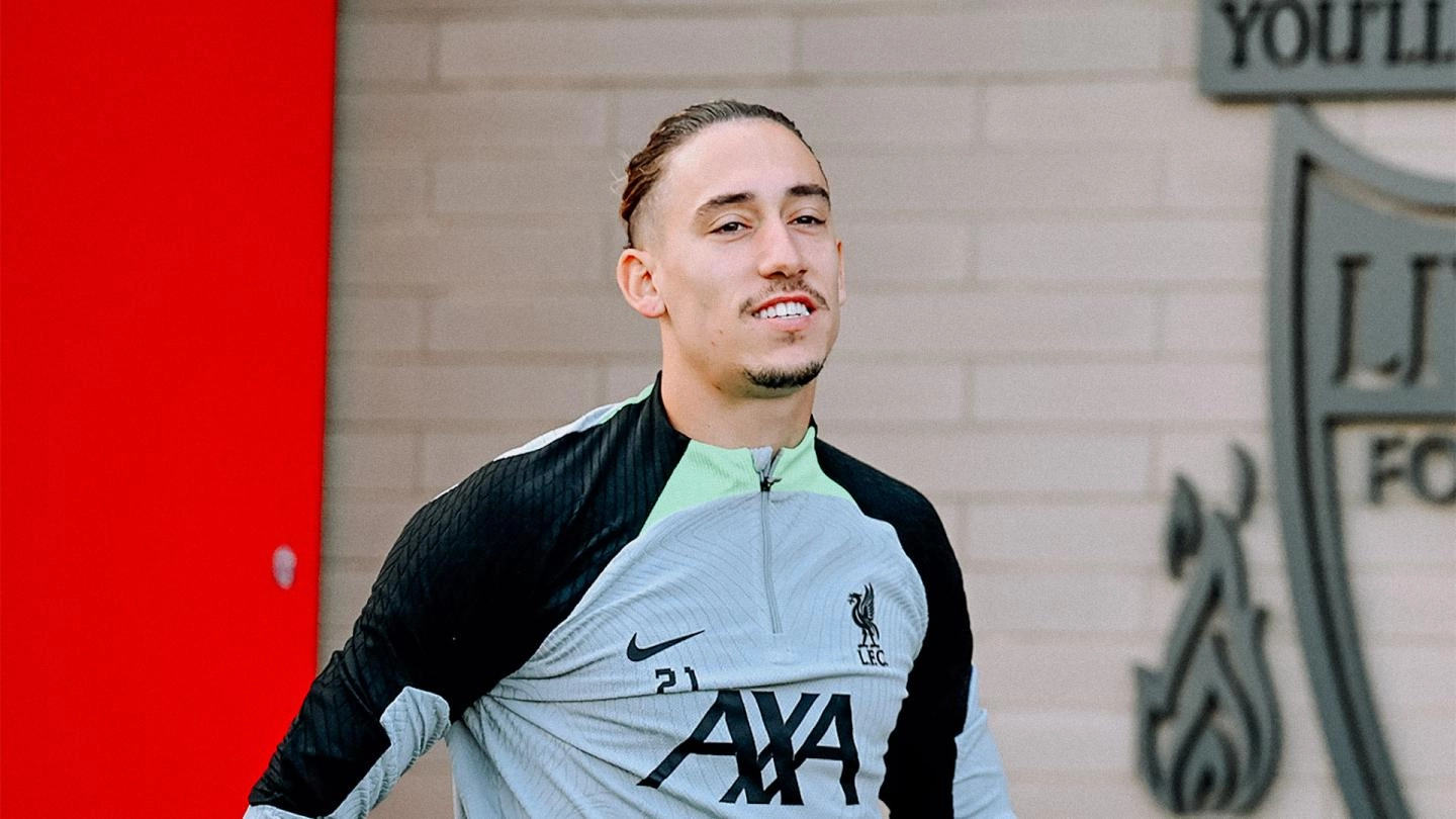 Kostas Tsimikas explains his early return from international duty Kostas Tsimikas explains his early return from international duty