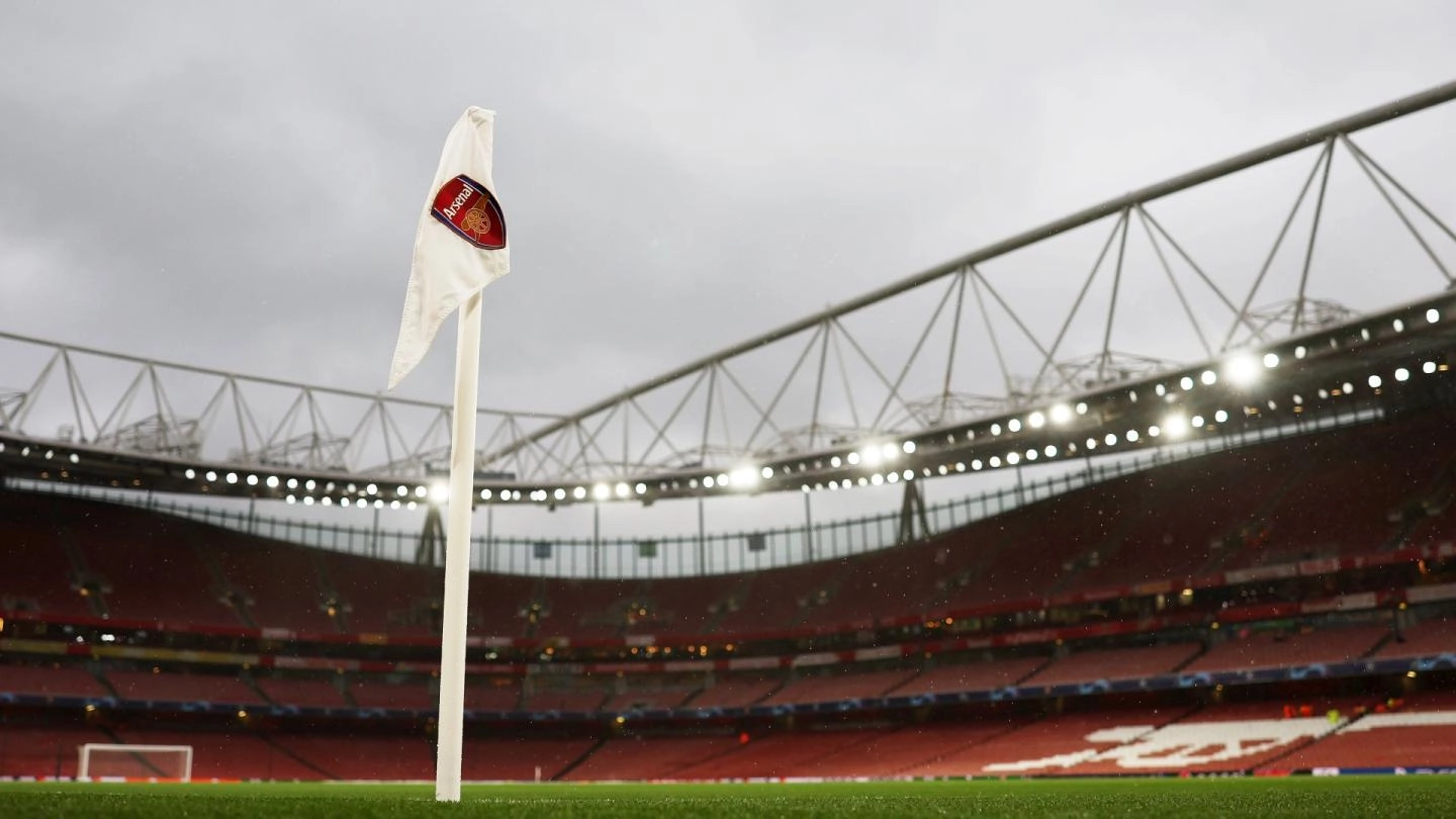 Match Centre: Arsenal v Liverpool - follow live updates