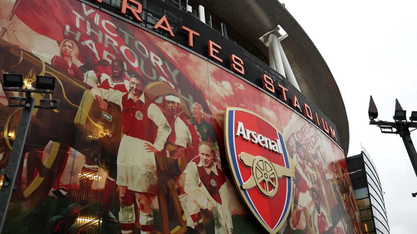 Match Centre: Arsenal v Liverpool - follow live updates