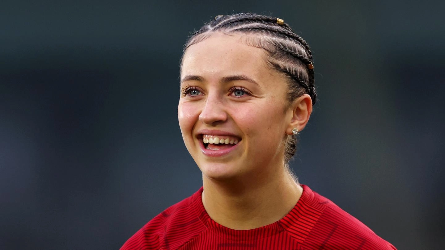 Internationaux : Mia Enderby aide les U19 d'Angleterre à se qualifier pour l'Euro