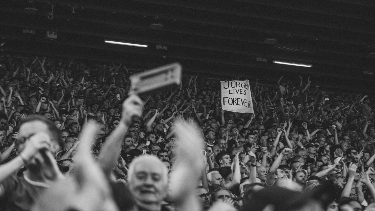 « Il a changé nos vies » : des groupes de supporters de Liverpool rendent hommage à Jürgen Klopp