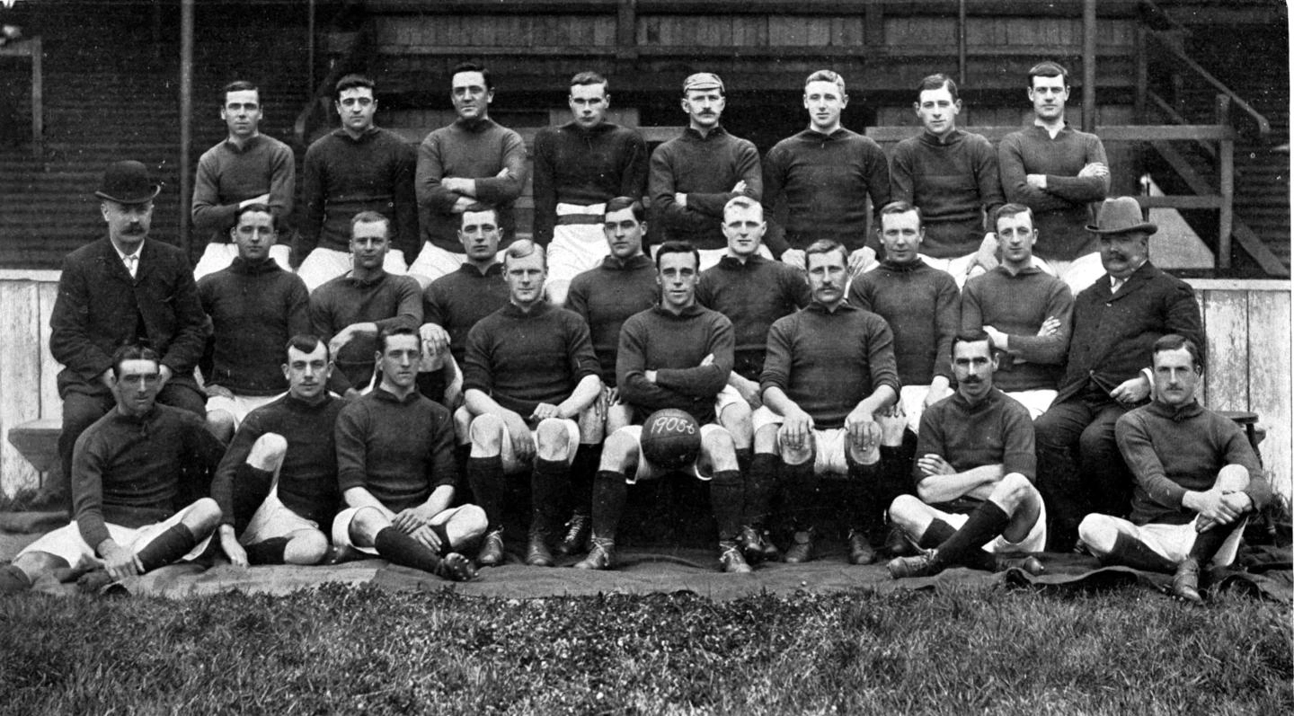 Foto da equipe do Liverpool FC 1905-06