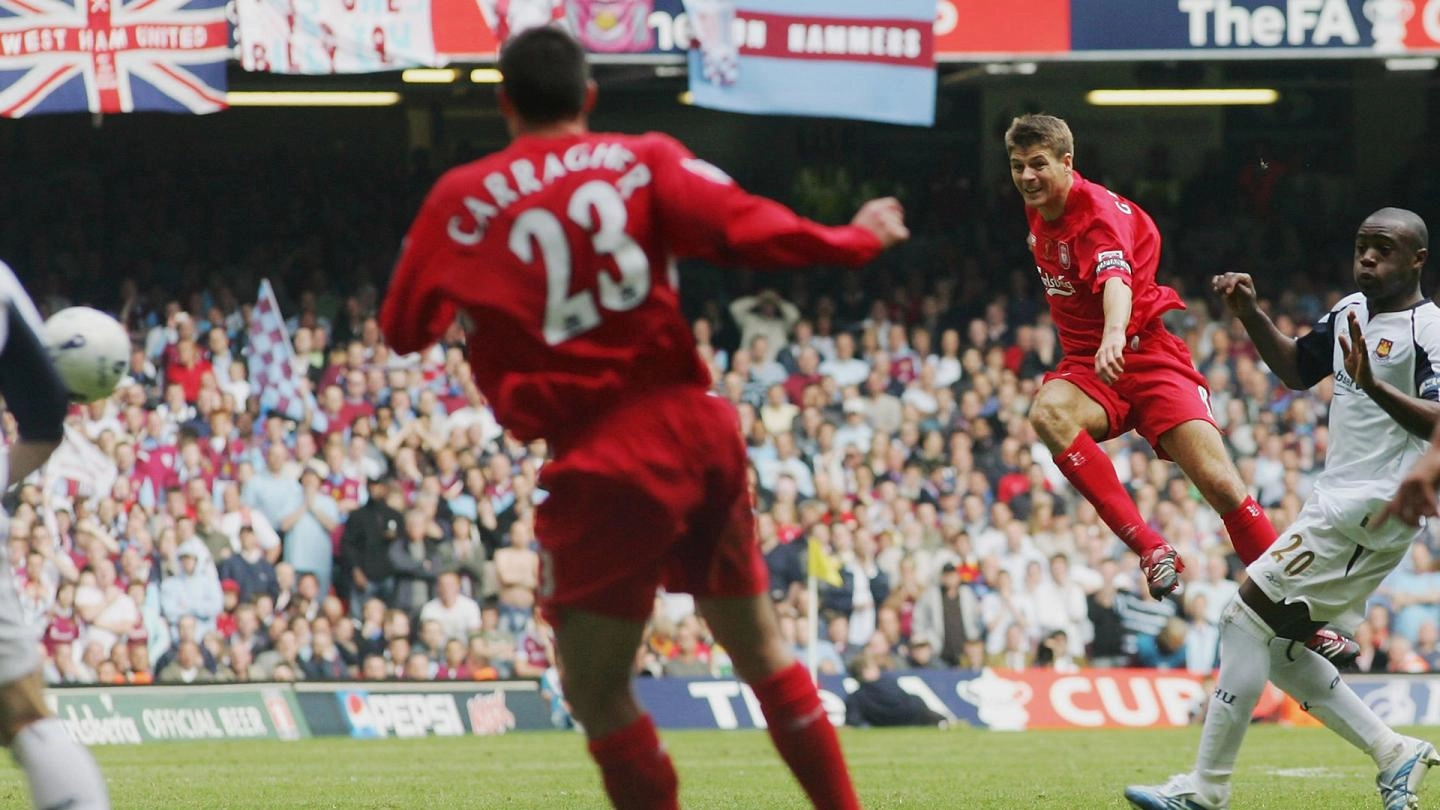 Steven Gerrard scores a last-minute equaliser in the 2006 final