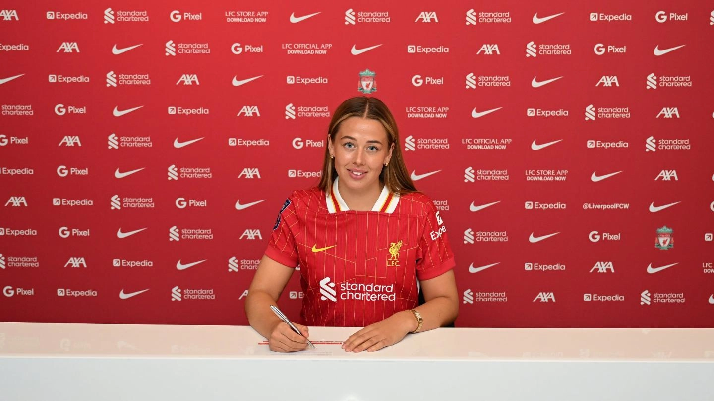 LFC Women confirm signing of Swedish forward Cornelia Kapocs