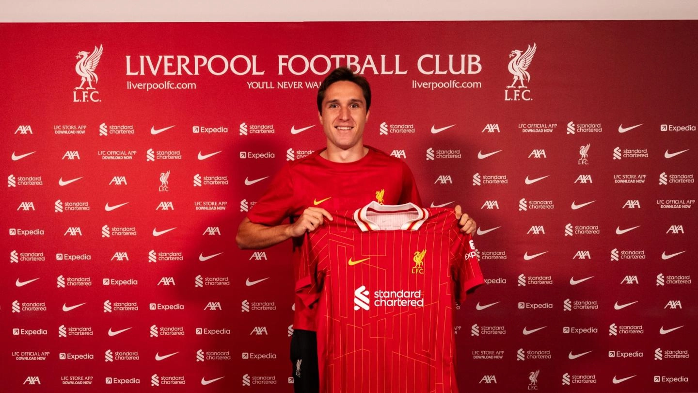 Liverpool complete signing of Federico Chiesa