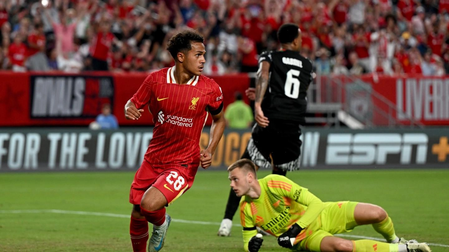 In photos: The story of Liverpool 2-1 Arsenal at Lincoln Financial Field