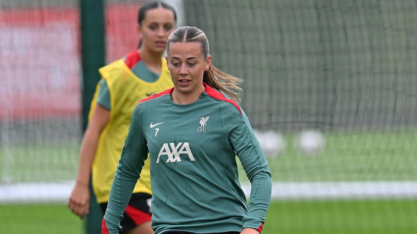 Training photos: Cornelia Kapocs involved in LFC Women's latest pre-season session