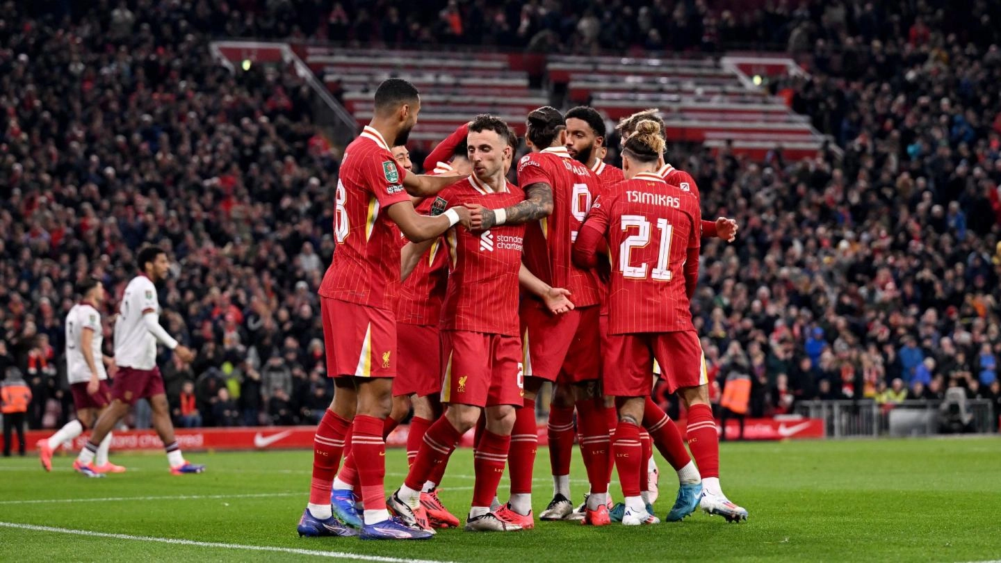 'We want to win it again' - Diogo Jota and Curtis Jones speak after Carabao Cup victory over West Ham