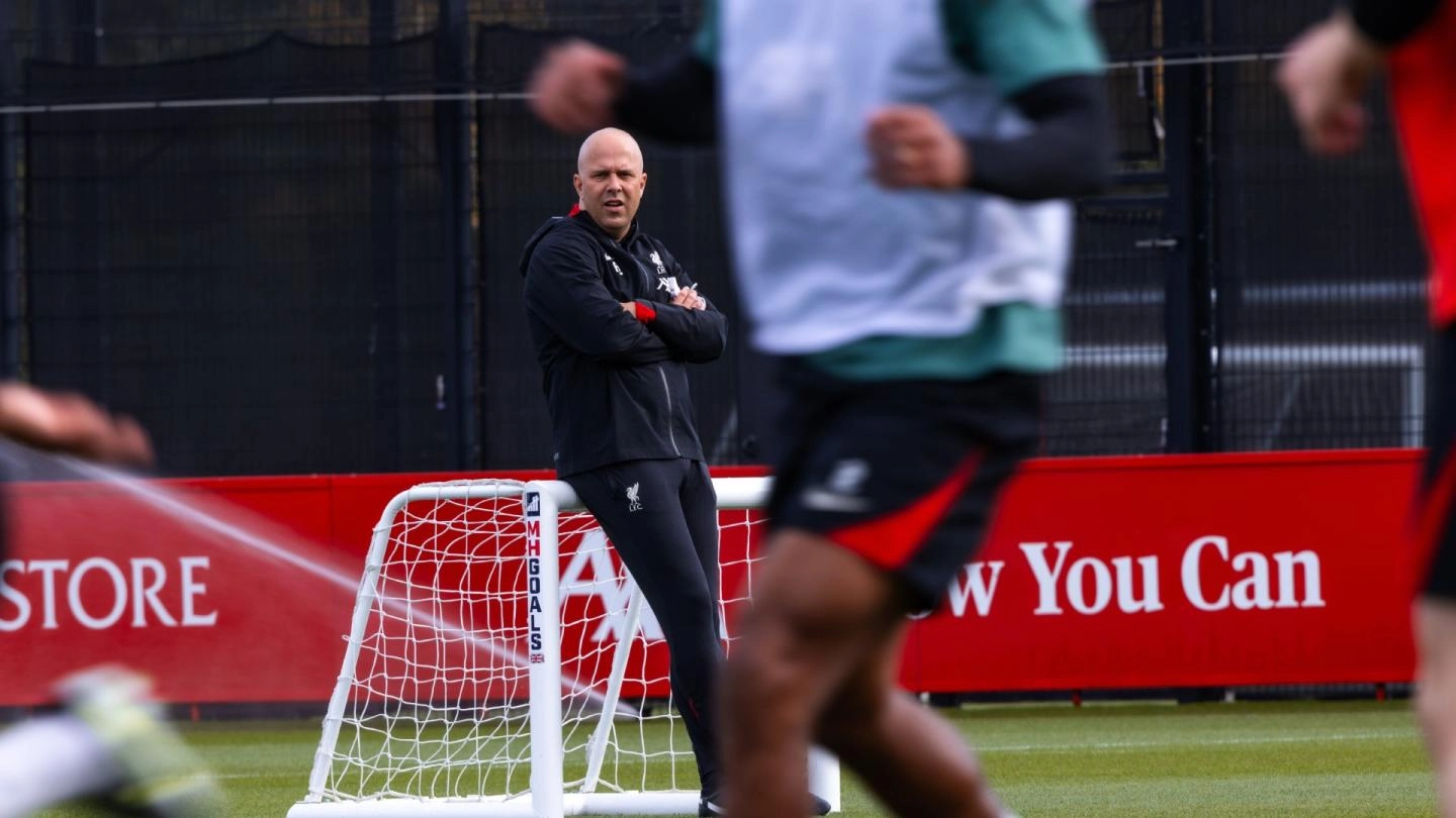 Arne Slot sulle notizie sugli infortuni del Liverpool e sui piani di selezione delle squadre per il pareggio di Coppa del Brighton