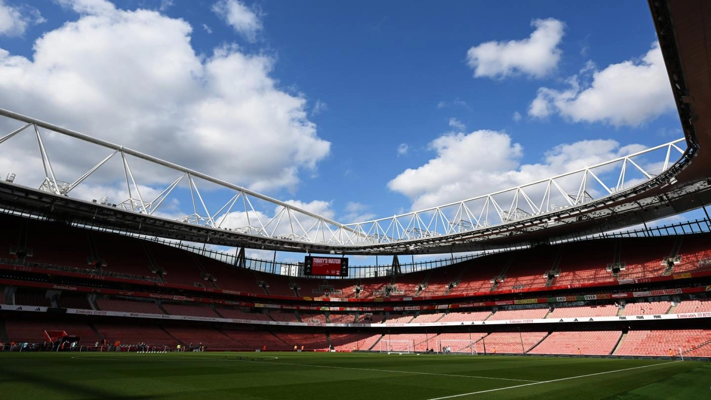 Arsenal v Liverpool: TV channels, live commentary and how to watch highlights