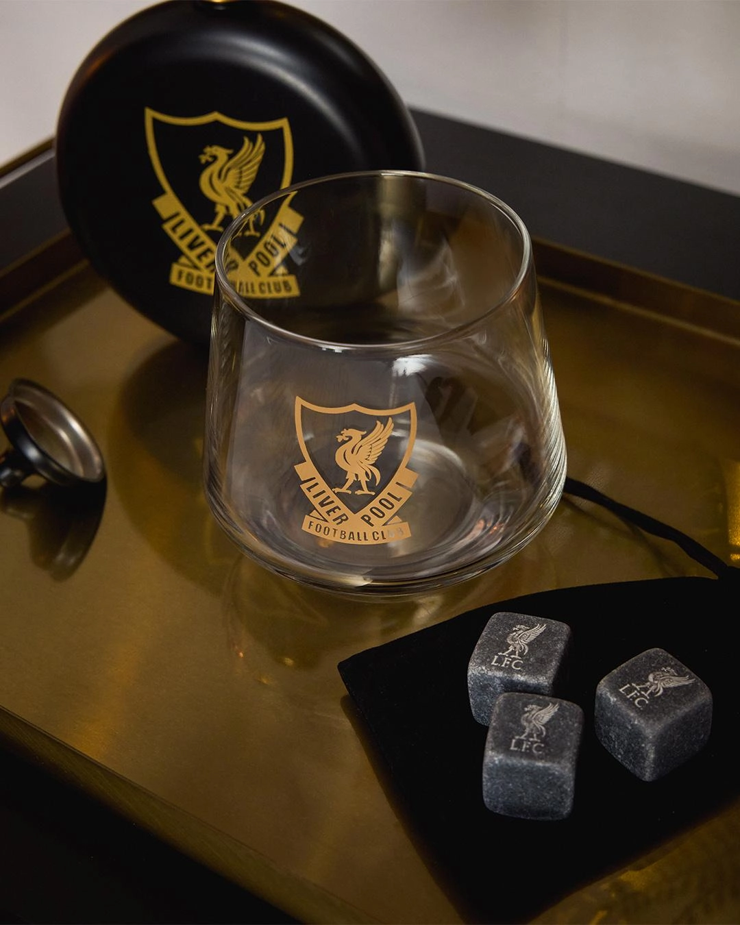 新しいLFCファンケーブコレクション:アンフィールドを自宅に連れて行き