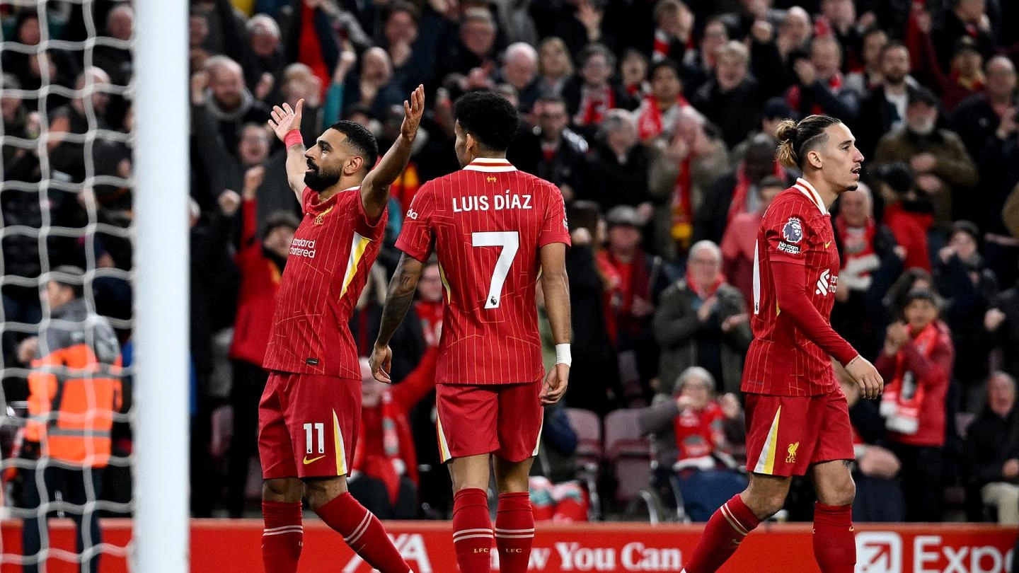 Gakpo and Salah strike as Liverpool go top with turnaround against Brighton