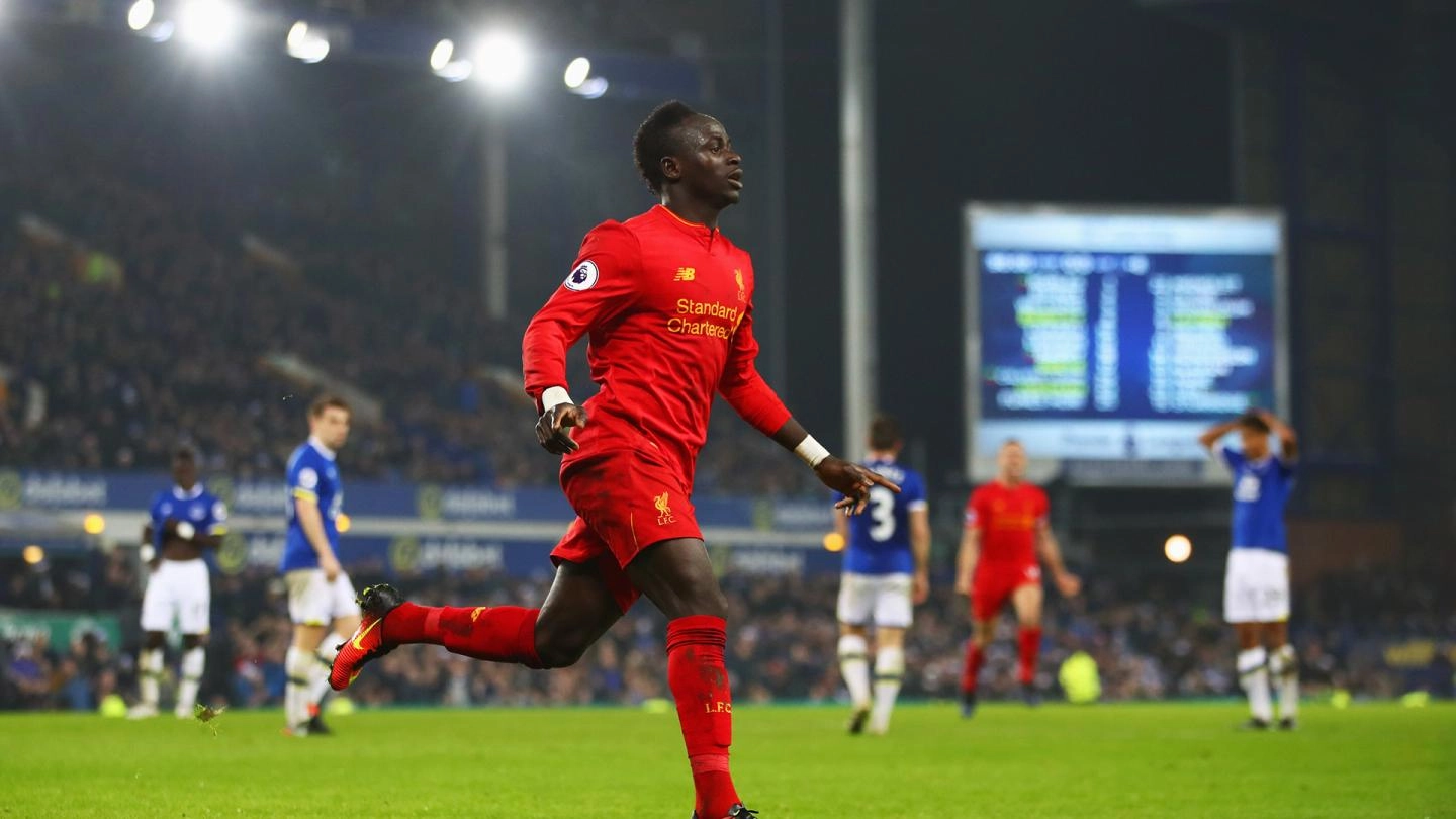 A worldie, weirdness and a merry Monday - five LFC writers' tales from Goodison Park