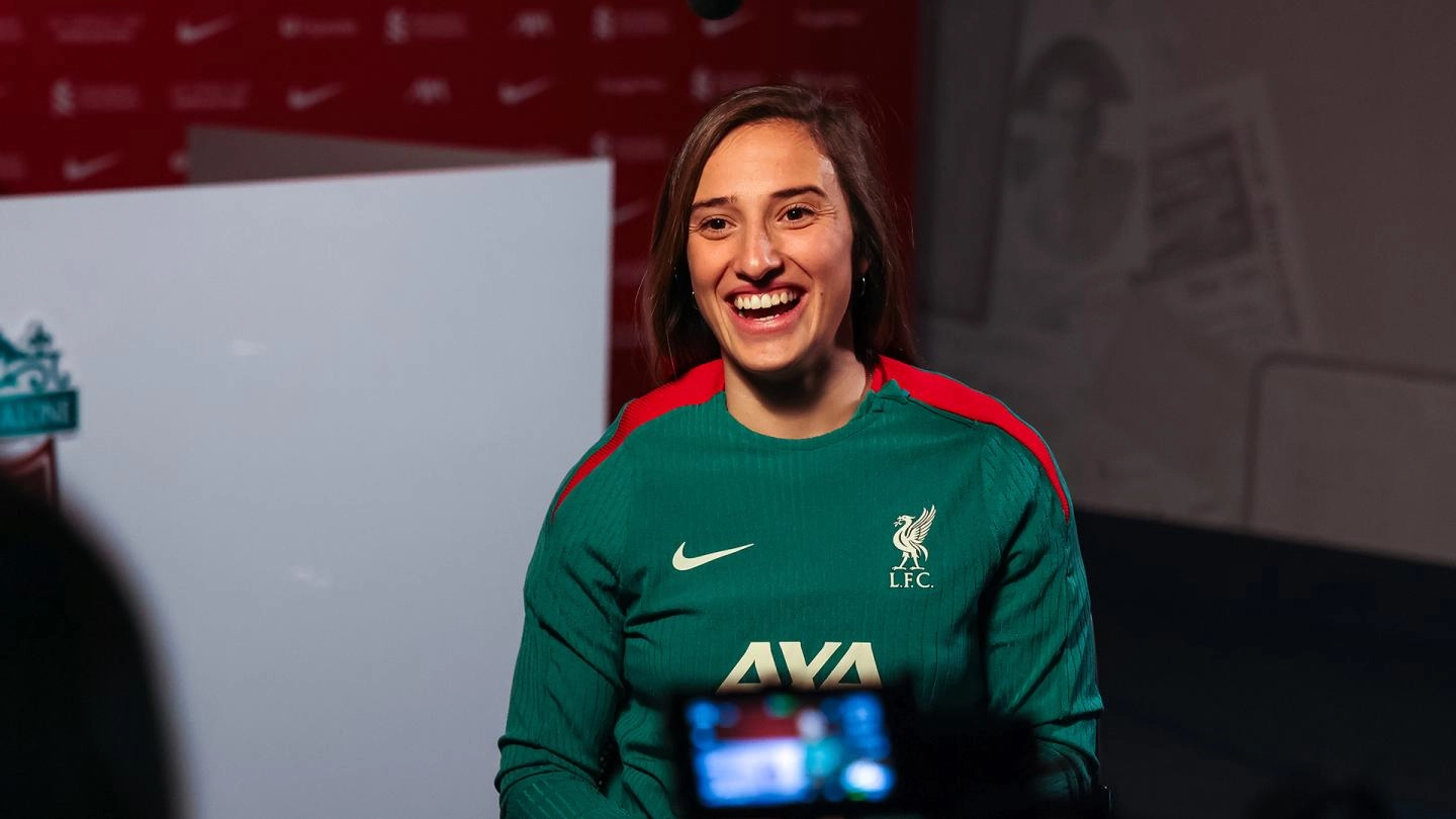 「ここに来られて光栄だ」-リバプールのローン移転後のアレハンドラ・ベルナベの初インタビュー