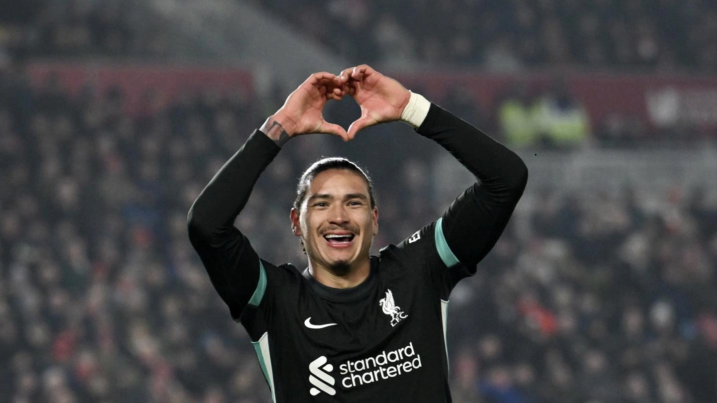 ดาร์วิน นูเนซ: ฉันจะทำงานต่อไปและให้ทุกอย่างเสมอ ดาร์วิน นูเนซ: ฉันจะทำงานต่อไปและให้ทุกอย่างเสมอ