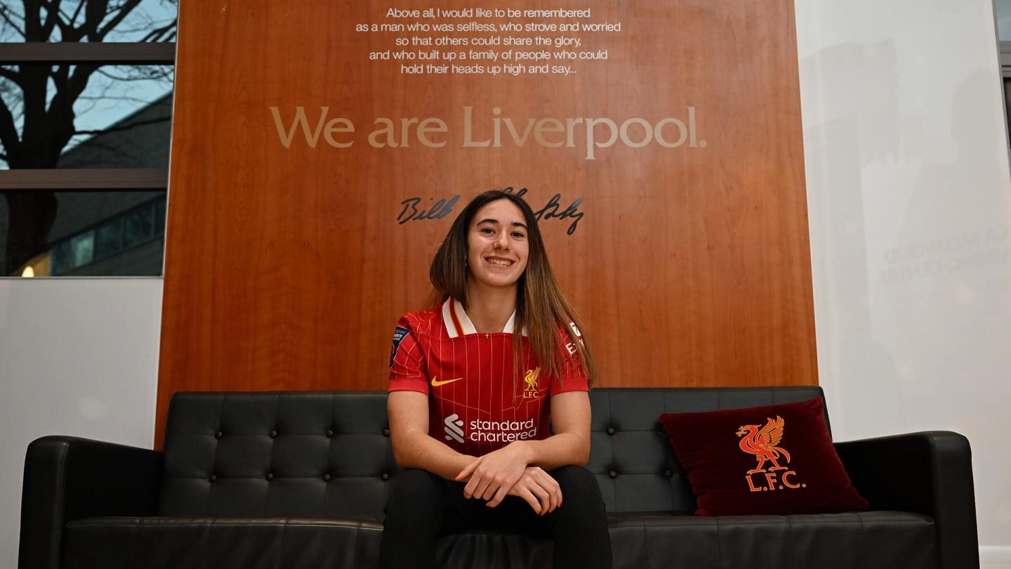 Photos: Julia Bartel joins Liverpool FC Women on loan