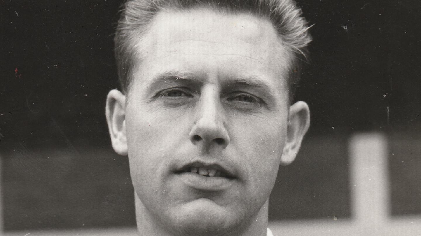 Carte De Collection Liverpool FC - Gordon Hodgson, 100e But Et Paperasse D'époque