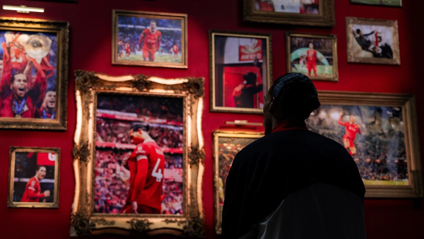 ภาพถ่ายใหม่: เบื้องหลังการต่ออายุสัญญาของ Virgil van Dijk กับลิเวอร์พูล