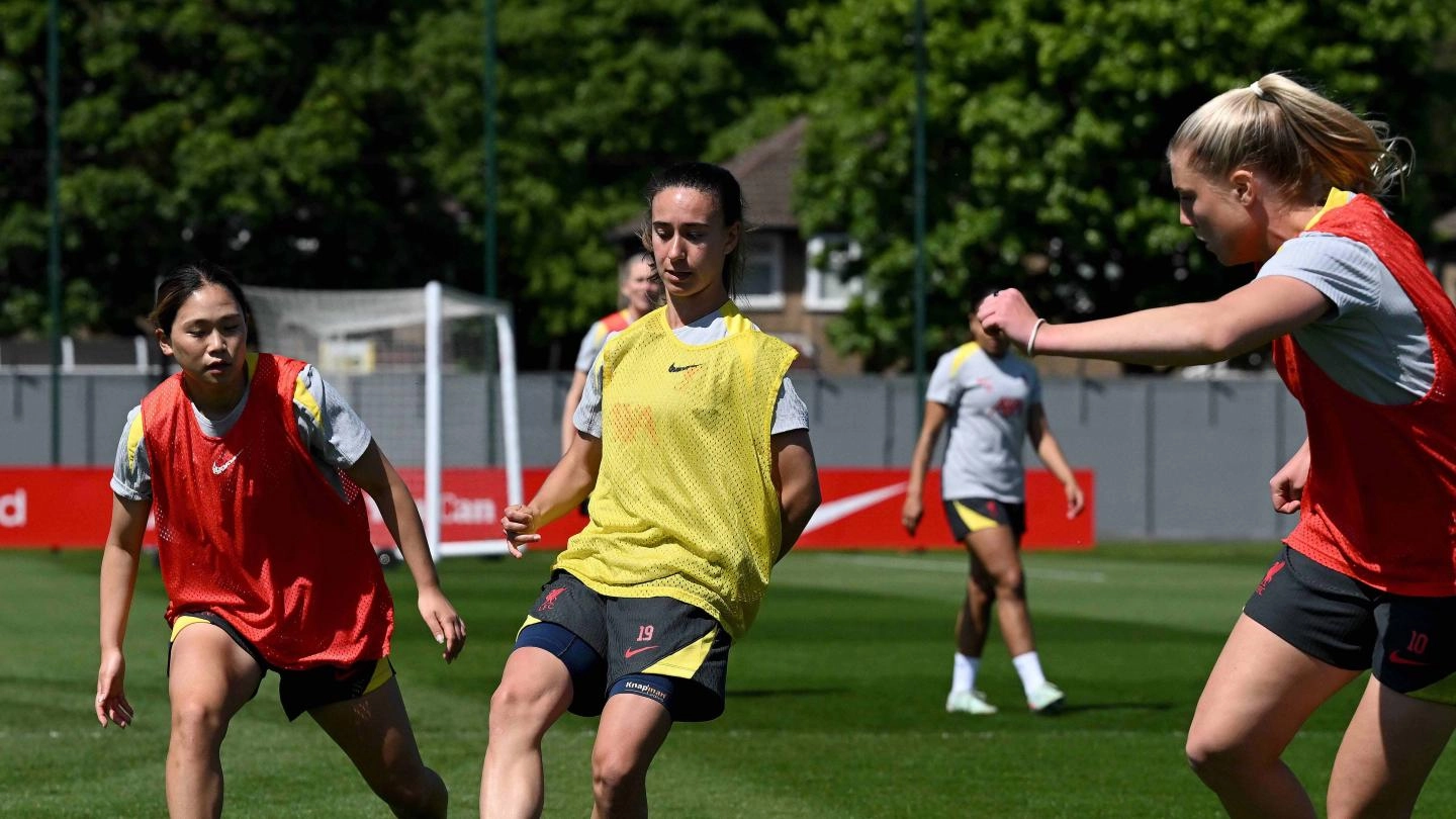 Photos: LFC Women in training ahead of season finale at Chelsea
