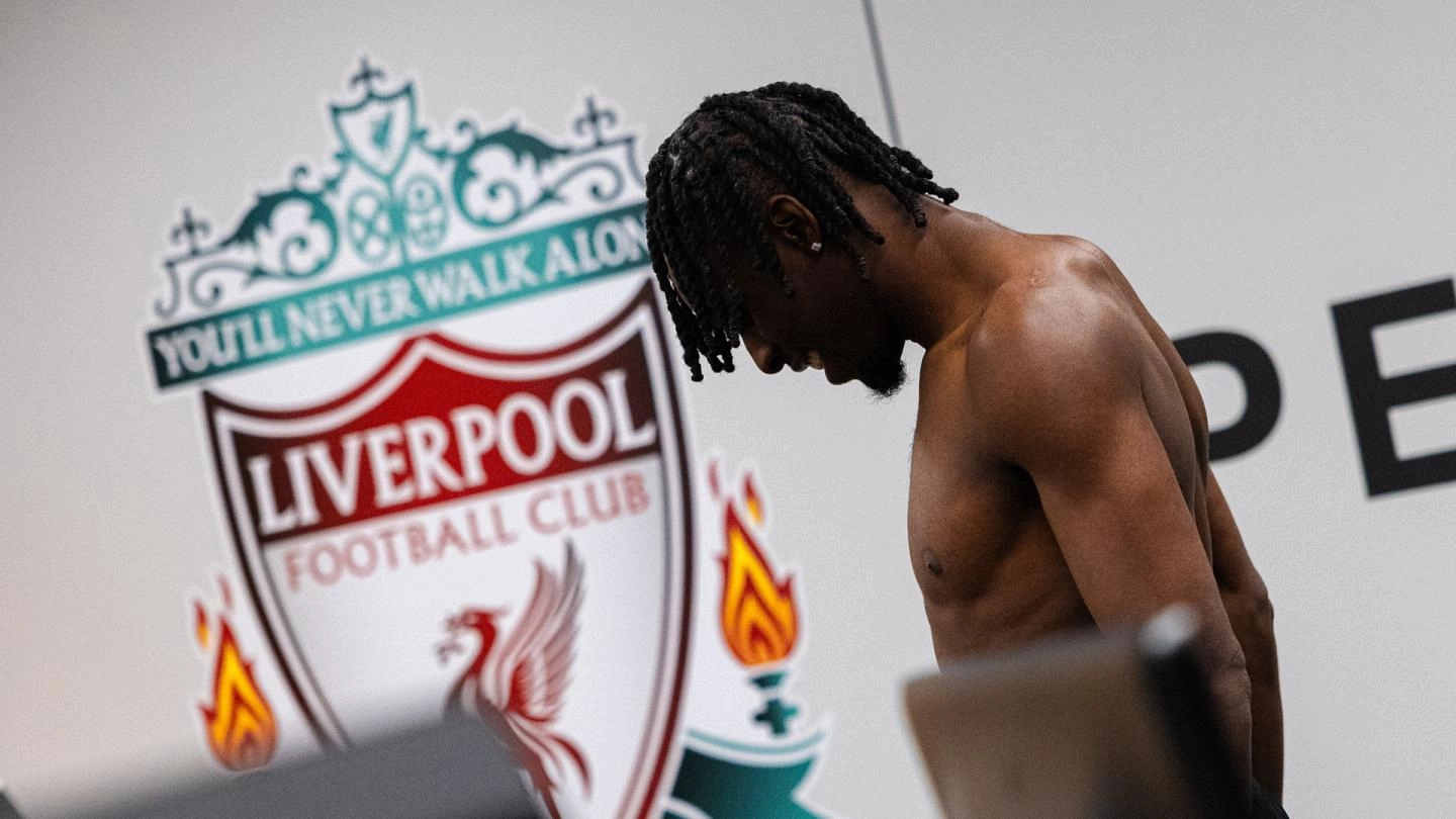 In photos: Behind the scenes of Jeremie Frimpong's Liverpool medical
