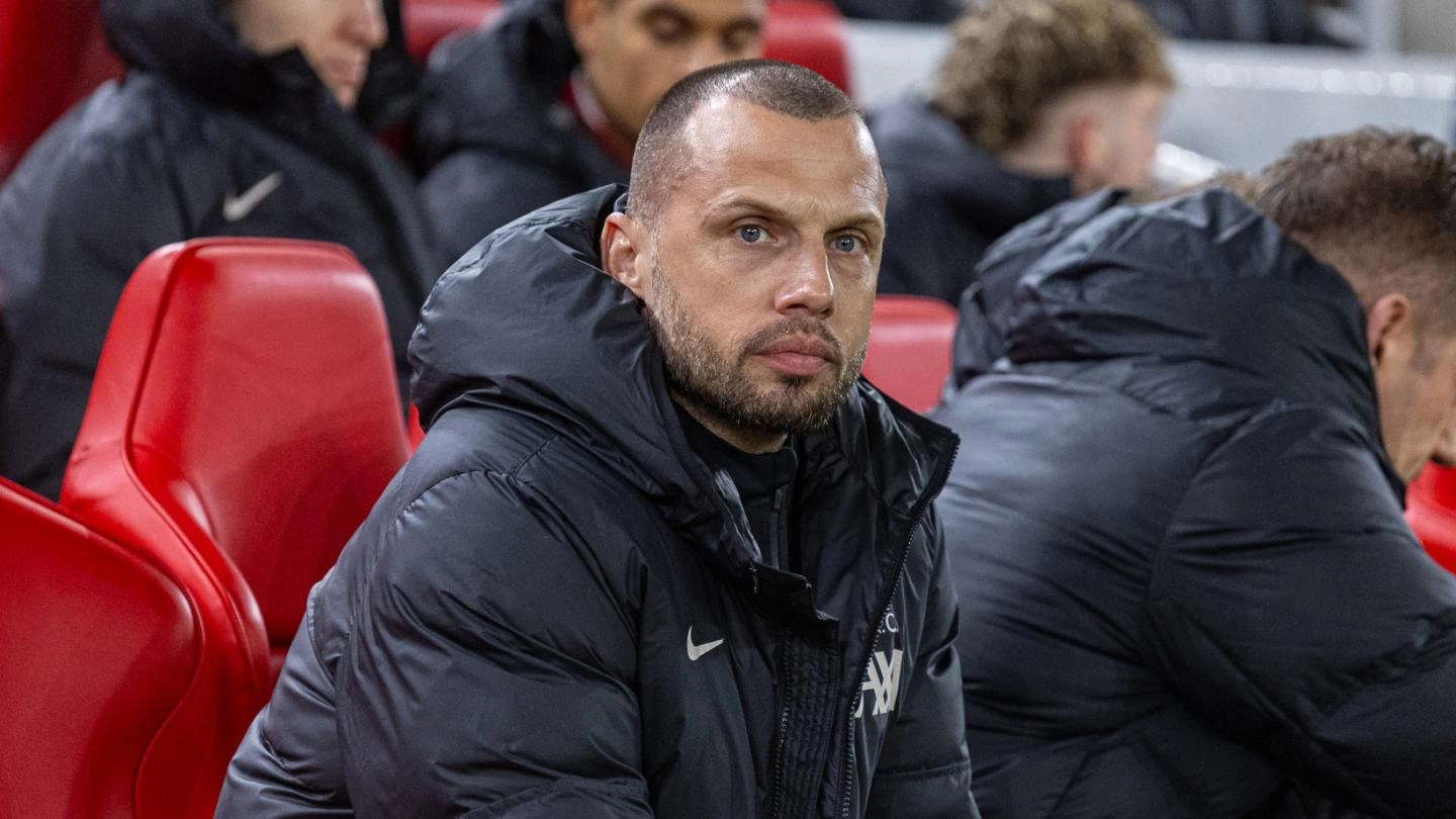 John Heitinga verlässt seine Rolle beim FC Liverpool