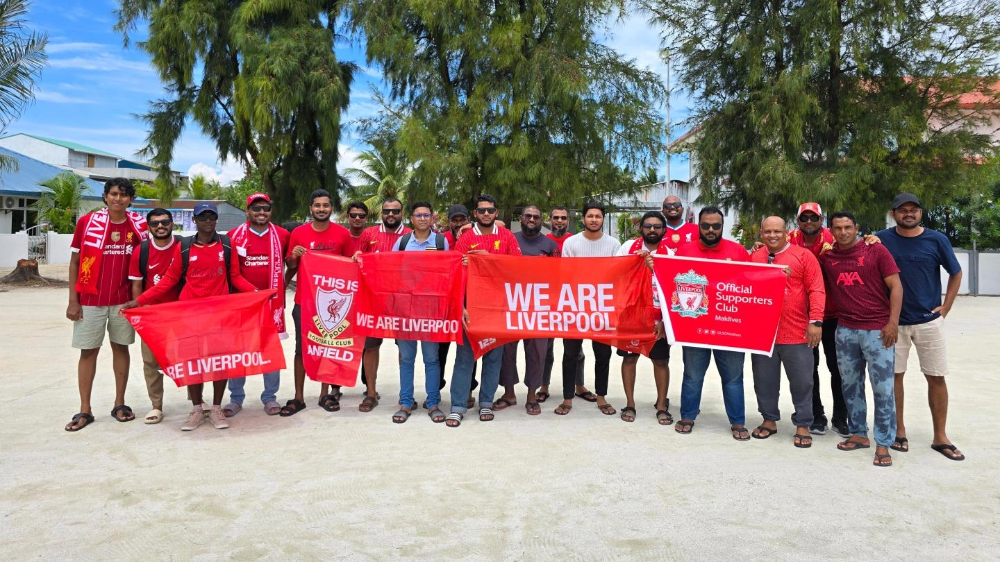 Kami Mencintaimu Liverpool: Temui Klub Pendukung LFC Resmi... Maladewa Kami Mencintaimu Liverpool: Temui Klub Pendukung LFC Resmi... Maladewa