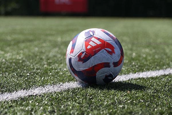 LFC IA - Football on artificial turf