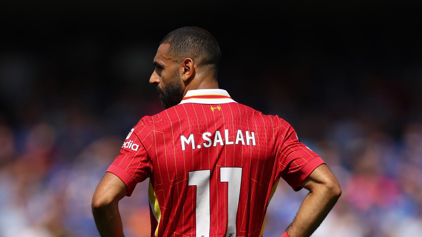 (新品未使用です)リバプールの10年間のファンであることを示す時が来ました サッカー＝リバプール主将ファンダイク「チームは過渡期にある