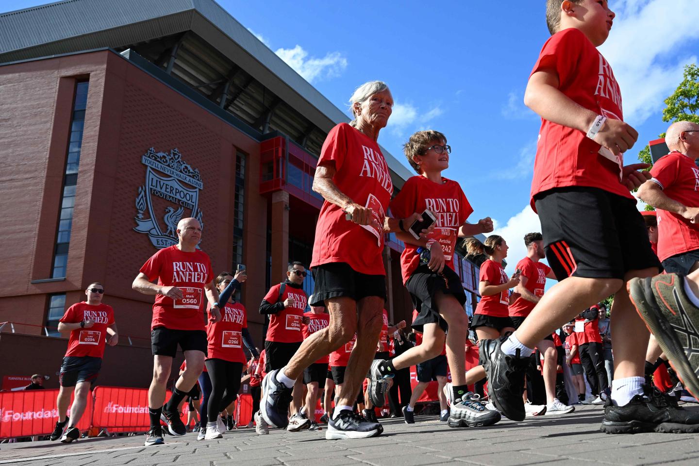 Liverpool FC — Run To Anfield