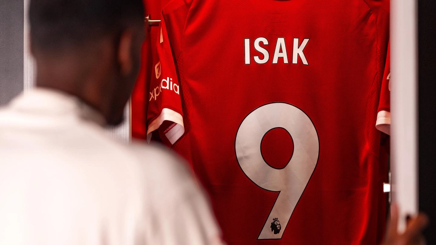 サイン入り リバプール 2012/13シーズン マッチプログラム QPR戦 サイン入り リバプール 2012/13シーズン マッチプログラム QPR戦