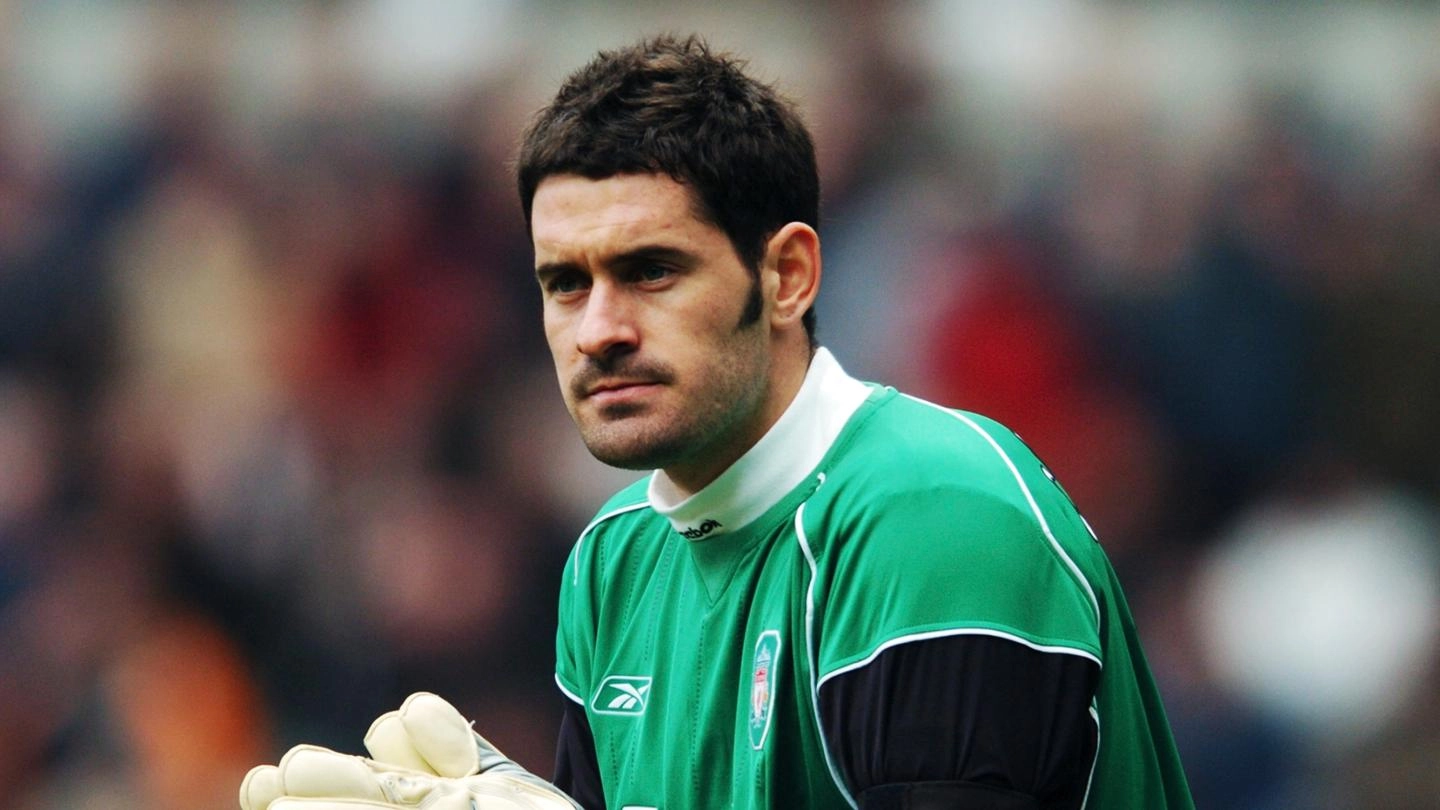 Scott Carson announces retirement from football Scott Carson announces retirement from football