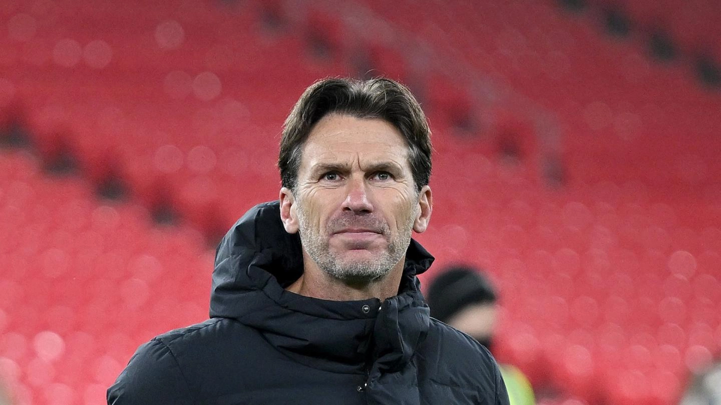 Gareth Taylor column: Tottenham trip, team news and a tribute to Jonathan Humble Gareth Taylor column: Tottenham trip, team news and a tribute to Jonathan Humble