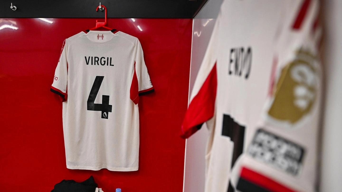 Which kit will Liverpool wear against West Ham United?