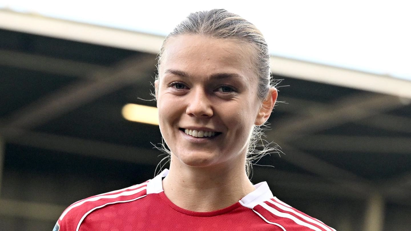 Beata Olsson nominated for WSL Player of the Month award Beata Olsson nominated for WSL Player of the Month award