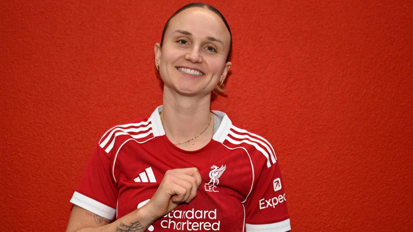 In photos: Martha Thomas completes Reds loan move at Melwood - Liverpool FC