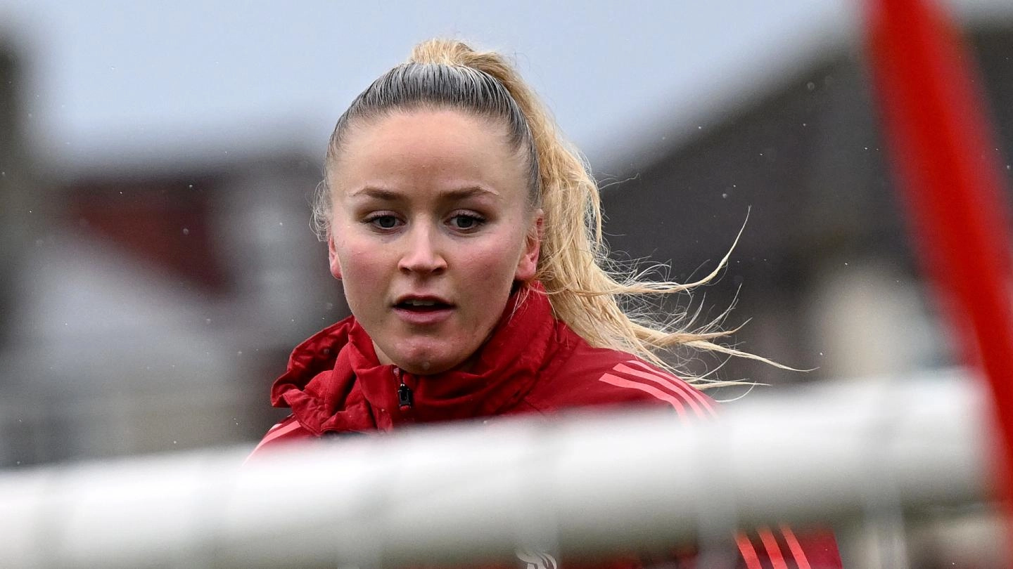 LFC Women team news: Josendal, Lundgaard and squad for Chelsea trip