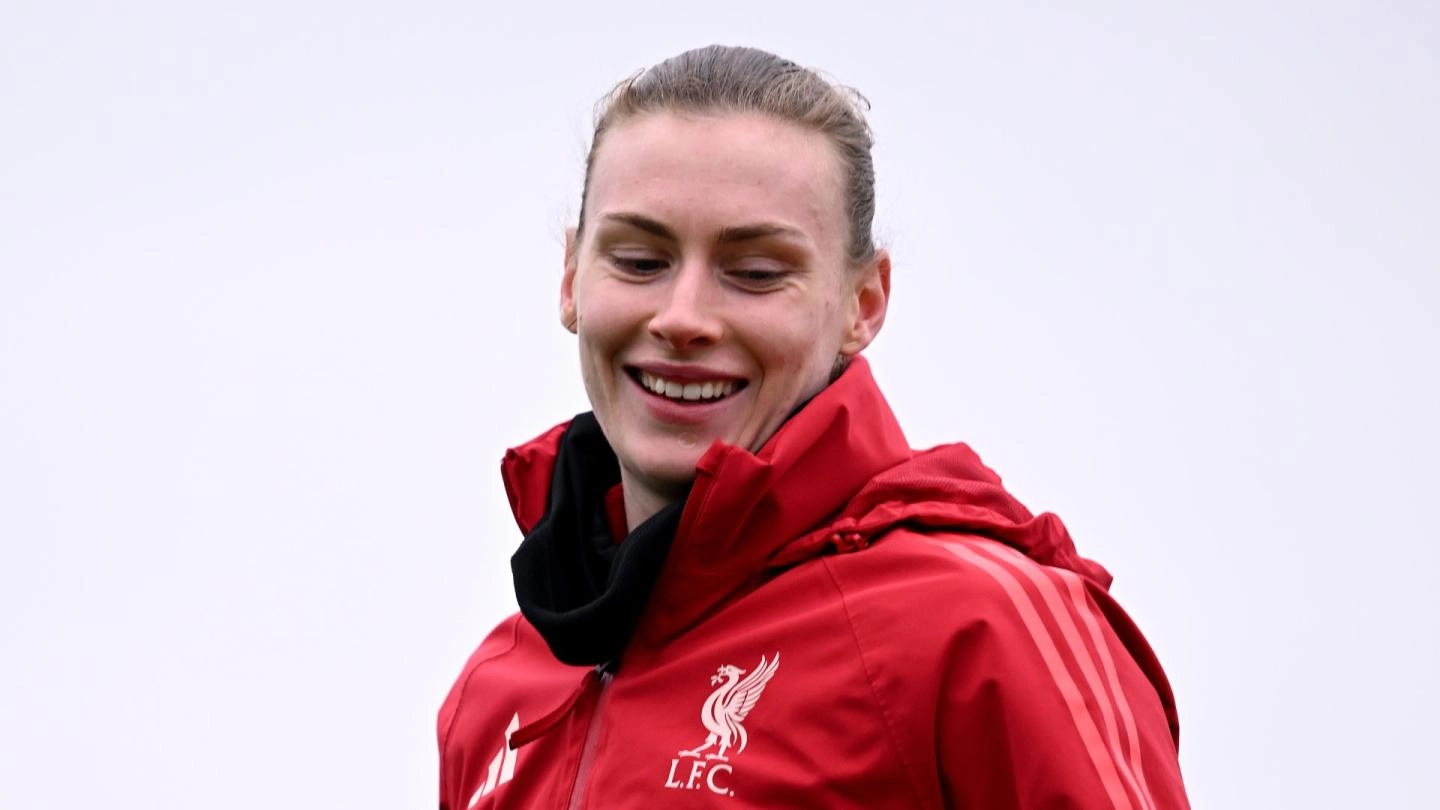 Jenna Clark nominated for WSL Player of the Month award