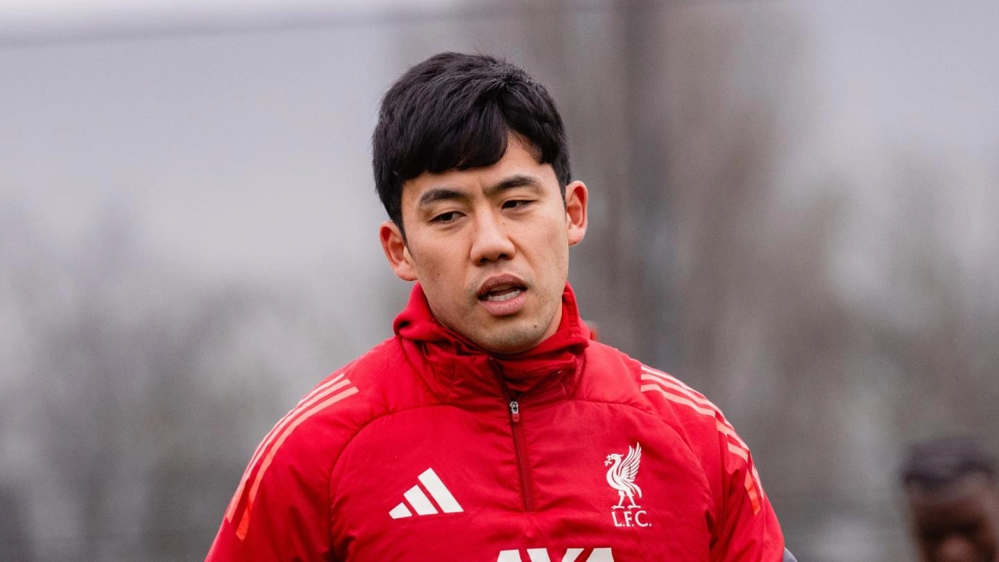 Arne Slot issues Wataru Endo injury update