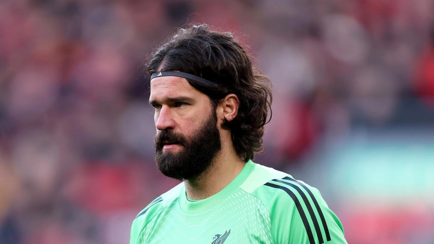 Injury news: Updates on Alisson, Mamardashvili, Gomez and Endo