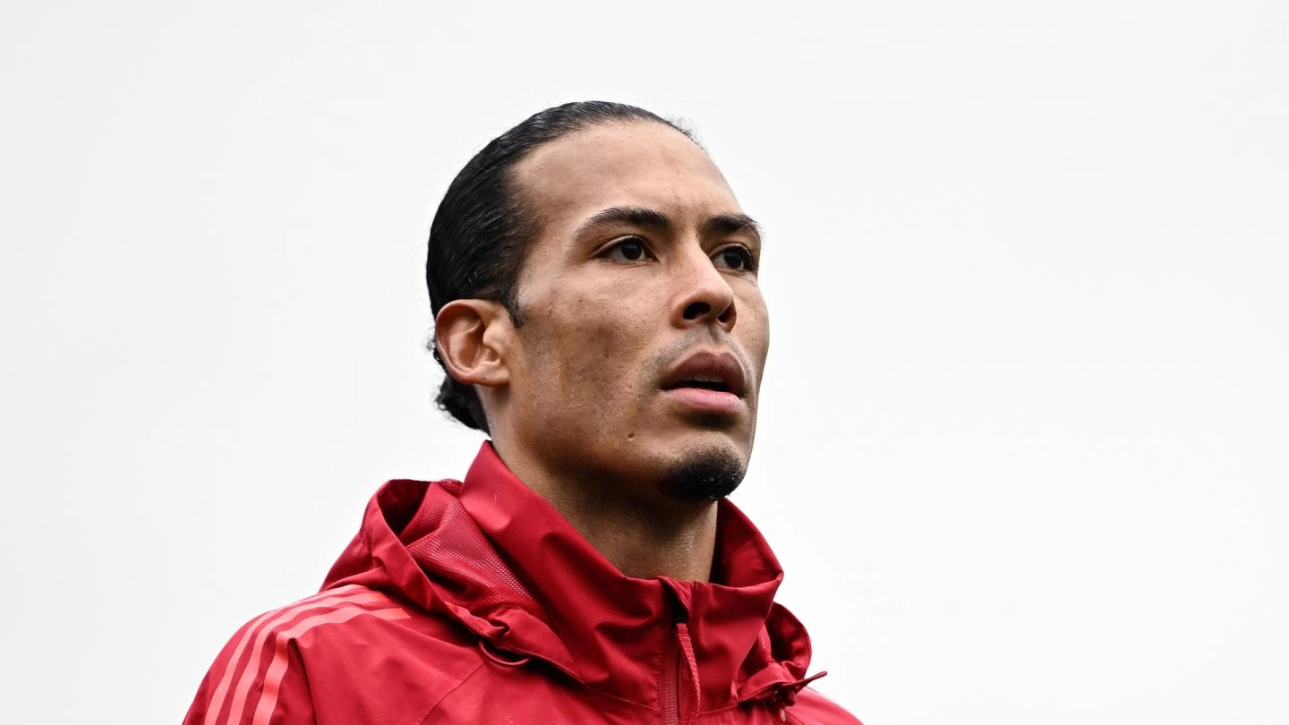 Virgil van Dijk: It's a tough moment - we have to give absolutely everything Virgil van Dijk: It's a tough moment - we have to give absolutely everything
