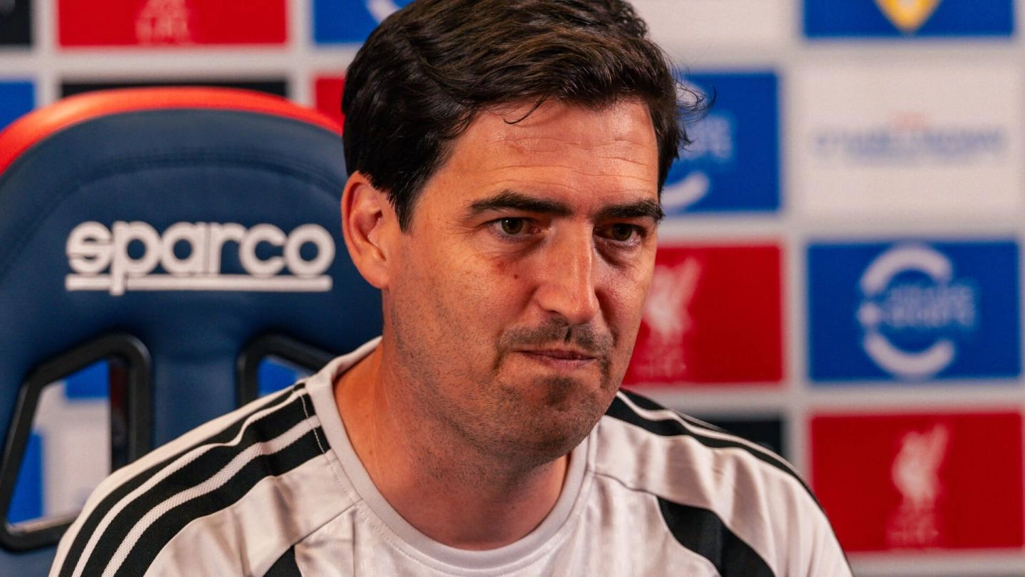 Press conference: Andoni Iraola on transfer window, Alisson, Szoboszlai deal and vice-captaincy Press conference: Andoni Iraola on transfer window, Alisson, Szoboszlai deal and vice-captaincy