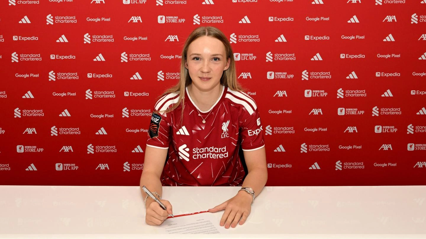Neve McDonald signs first professional contract with LFC Women Neve McDonald signs first professional contract with LFC Women
