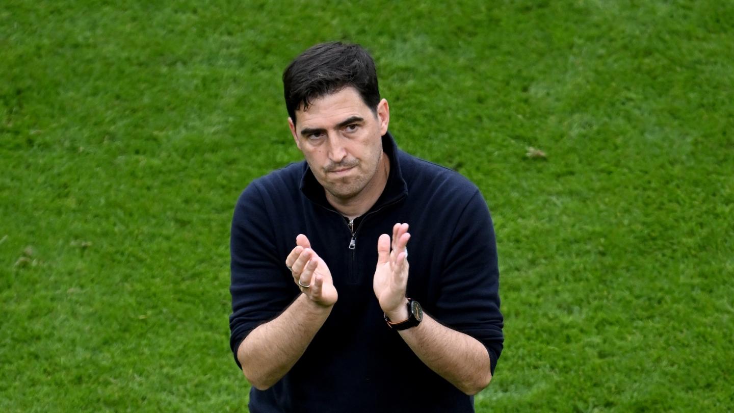 Photo: liverpoolfc.com Andoni Iraola Blames Fulham Tactics After Liverpool Defeat