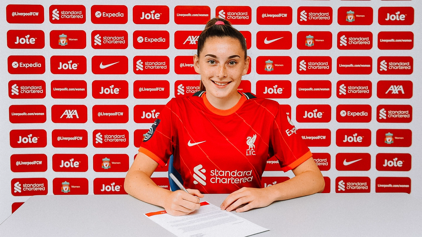 LFC Women sign Charlotte Wardlaw on season-long loan