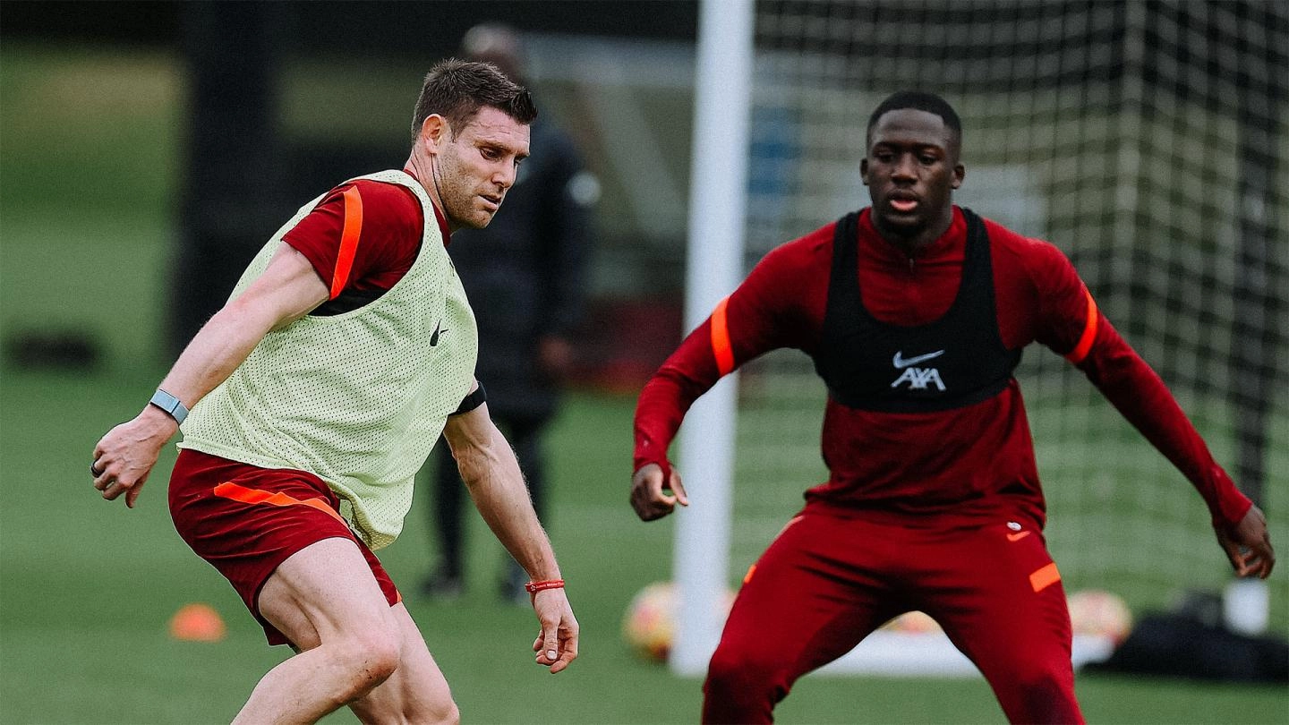 Thursday's training session as Liverpool prepare for Chelsea trip