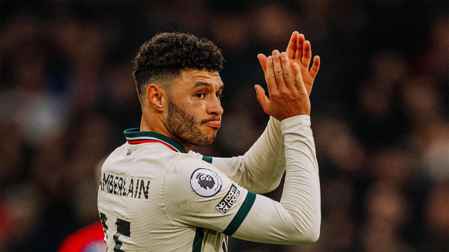 Alex Oxlade-Chamberlain: We know winning applies pressure at the top