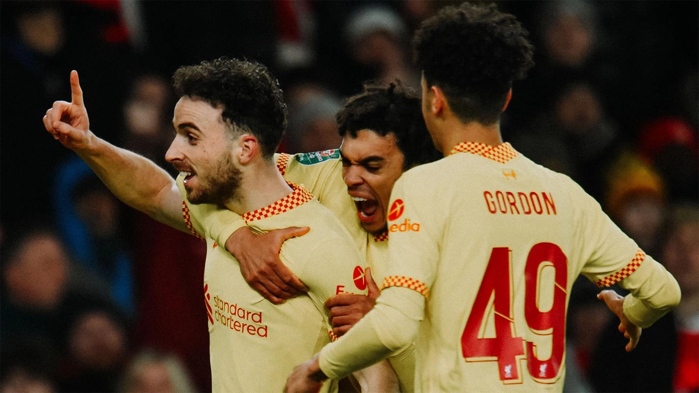 Diogo Jota's double over Arsenal sends Liverpool to Carabao Cup final