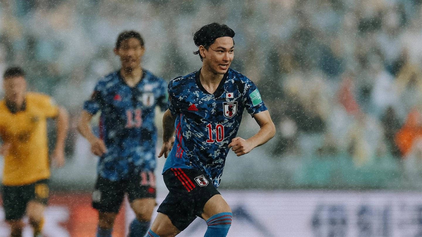 Takumi Minamino's Japan qualify for World Cup with win over Australia