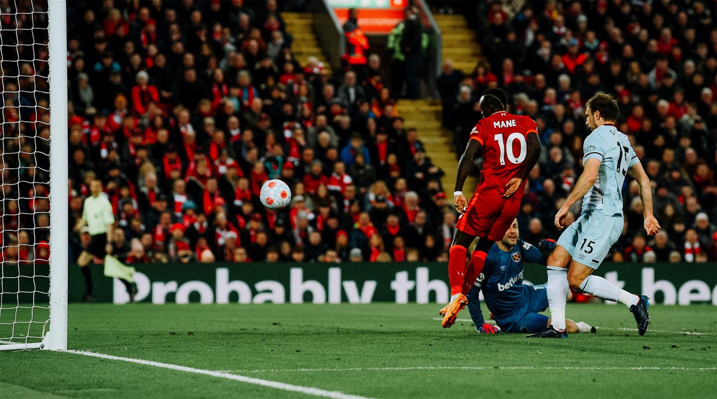 Sadio Mane misses West Ham vs Liverpool - and Andy Robertson's FPL team  provided clue - Daily Star